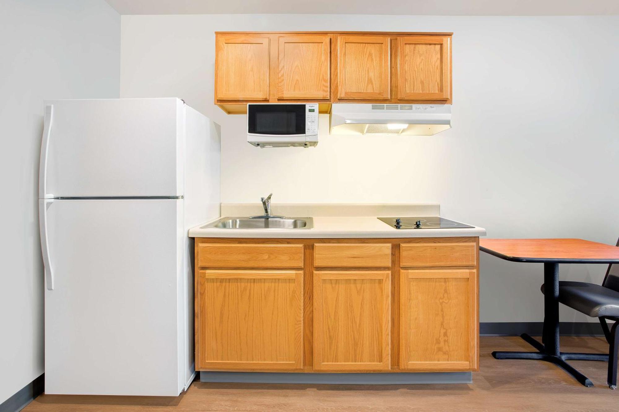 Extended Stay America Select Suites - Fort Myers - Northeast Экстерьер фото