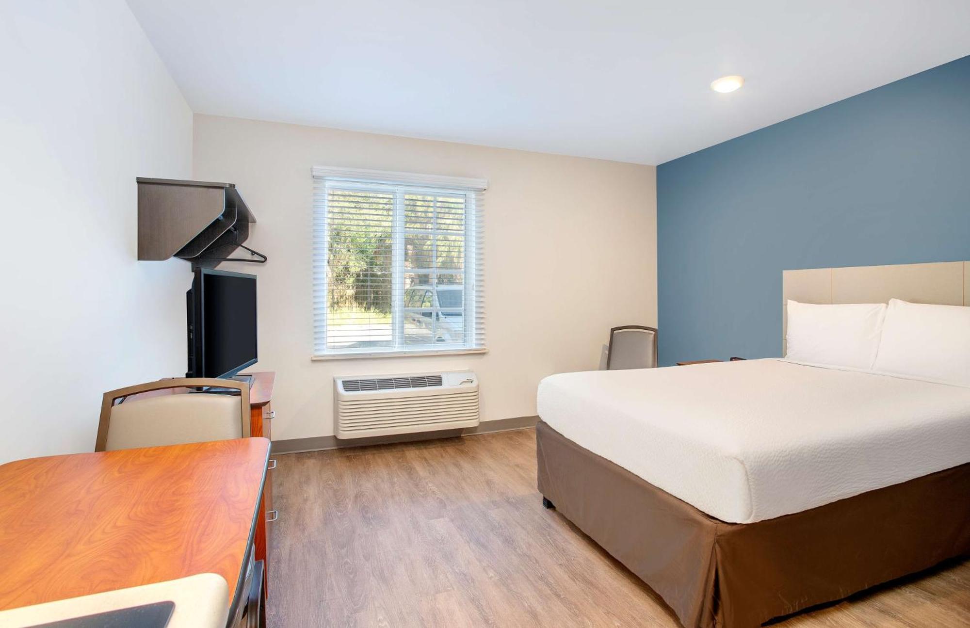 Extended Stay America Select Suites - Fort Myers - Northeast Экстерьер фото