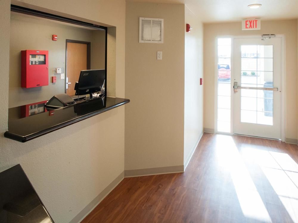 Extended Stay America Select Suites - Fort Myers - Northeast Экстерьер фото